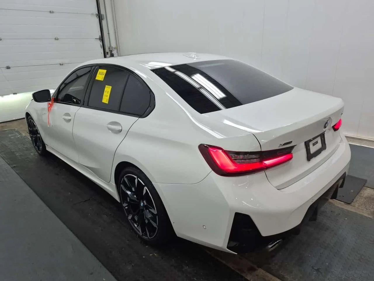 BMW 330 HUD| 360| PANO| AMBIENT| 2 КЛЮЧА| , снимка 4 - Автомобили и джипове - 54084782