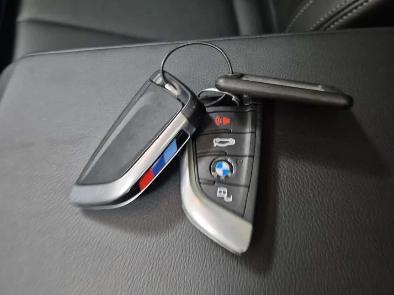 BMW 330 HUD| 360| PANO| AMBIENT| 2 КЛЮЧА| , снимка 17 - Автомобили и джипове - 54084782