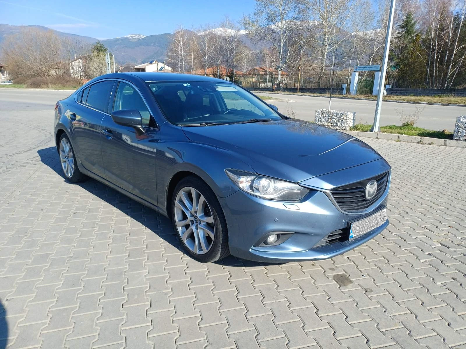 Mazda 6