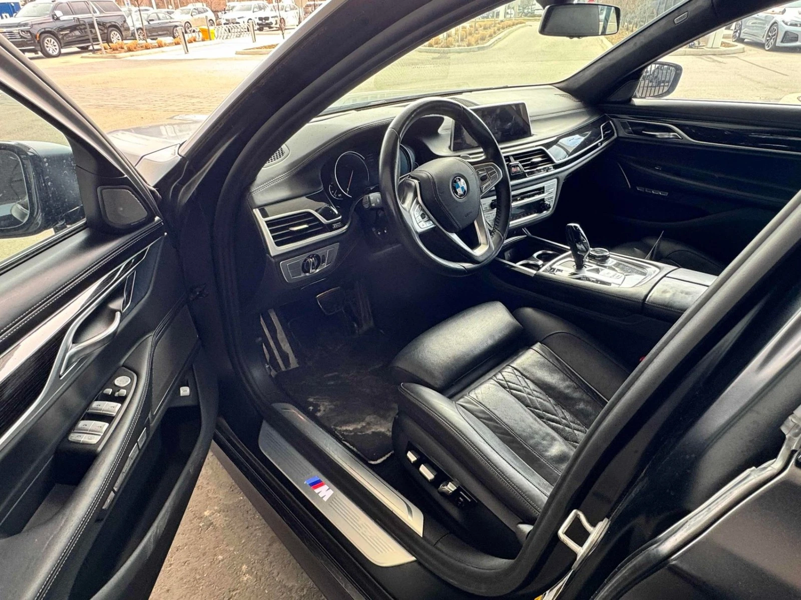 BMW 750 xDrive RARE FROZEN BLACK РЕГИСТАЦИЯ+ ОБСЛУЖВАНЕ, снимка 9 - Автомобили и джипове - 54155142