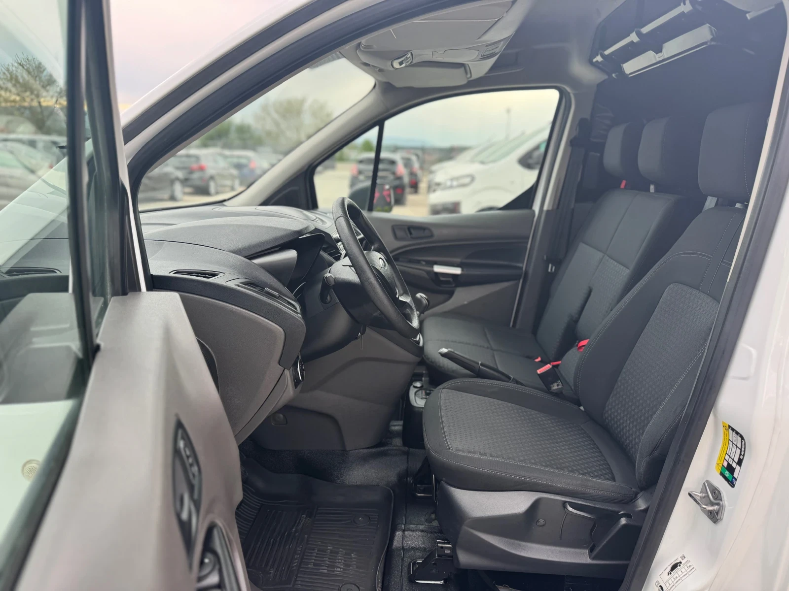 Ford Connect 1.5TDCI FRIGO MAXI TOP, снимка 10 - Автомобили и джипове - 54260311