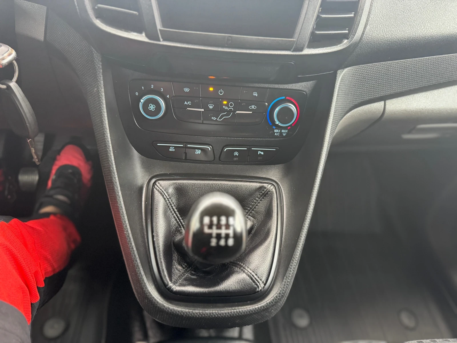 Ford Connect 1.5TDCI FRIGO MAXI TOP, снимка 12 - Автомобили и джипове - 54260311