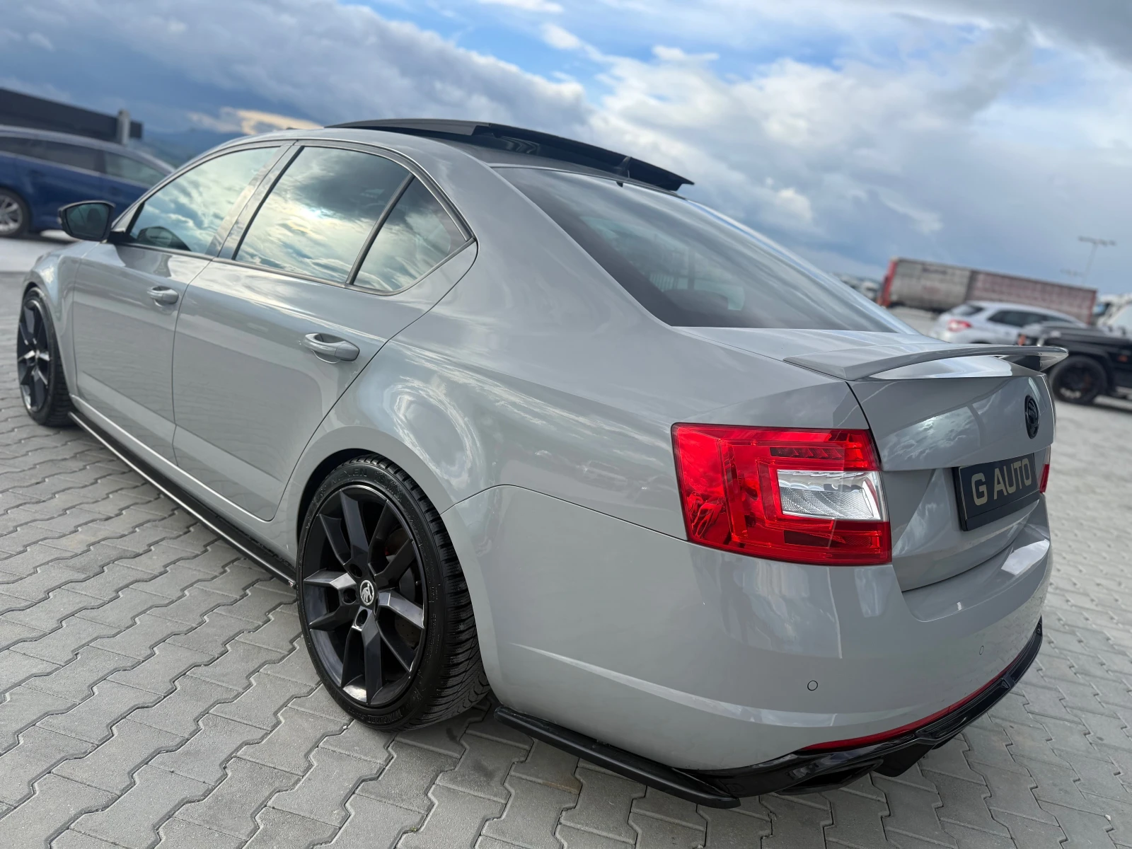 Skoda Octavia VRS 2.0TDI 185 ks Собствен лизинг !!!, снимка 7 - Автомобили и джипове - 54662966