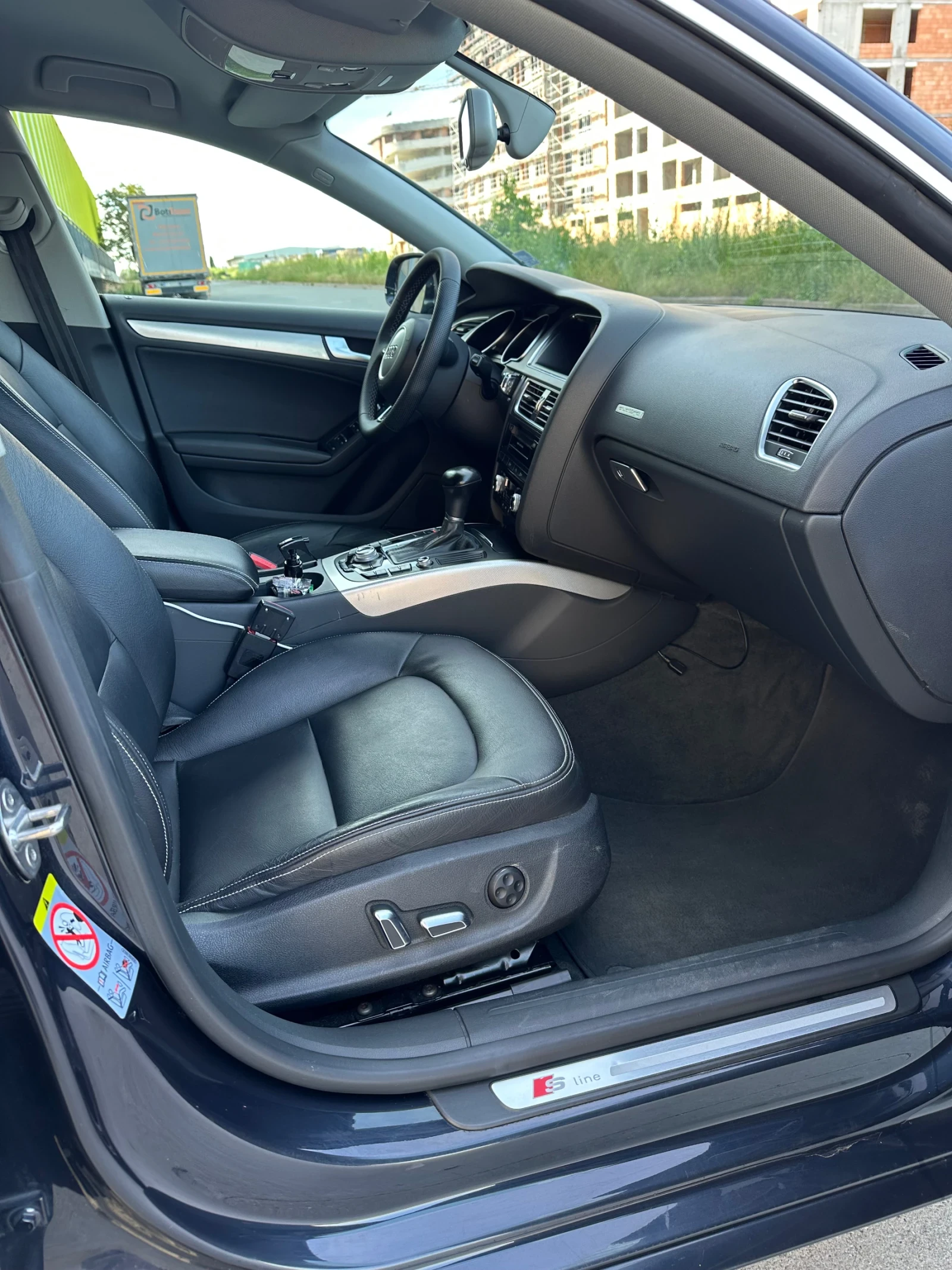 Audi A5 2.0 TDI , снимка 13 - Автомобили и джипове - 54679393