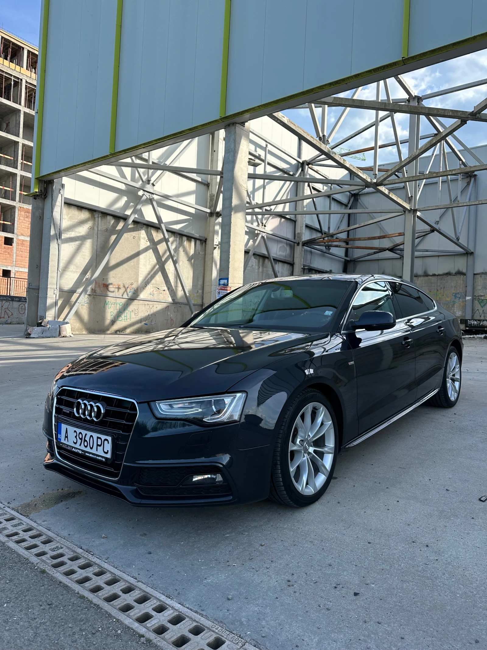 Audi A5 2.0 TDI , снимка 8 - Автомобили и джипове - 54679393