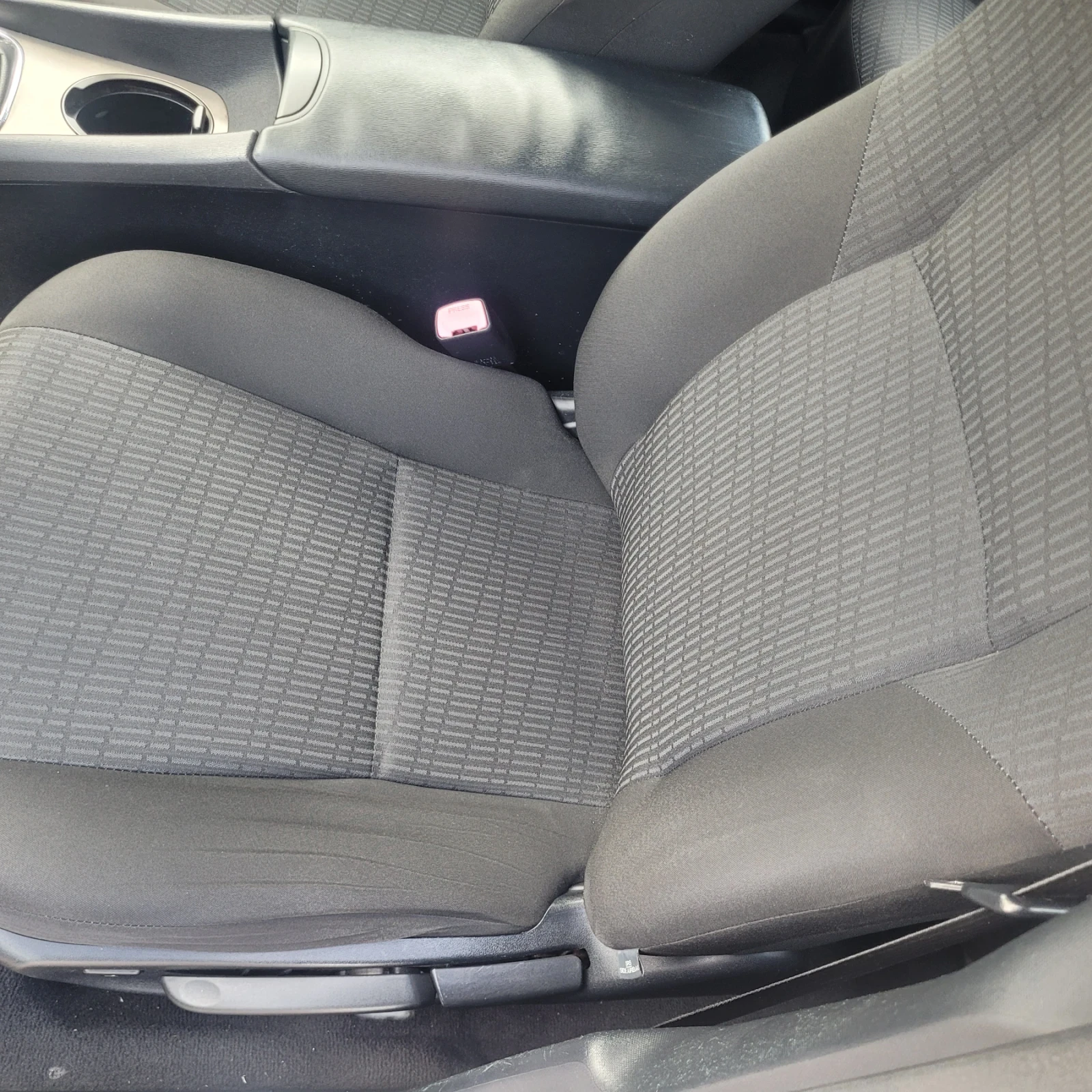 Toyota Avensis 2.0d/126k.c | Mobile.bg � ����������� 7