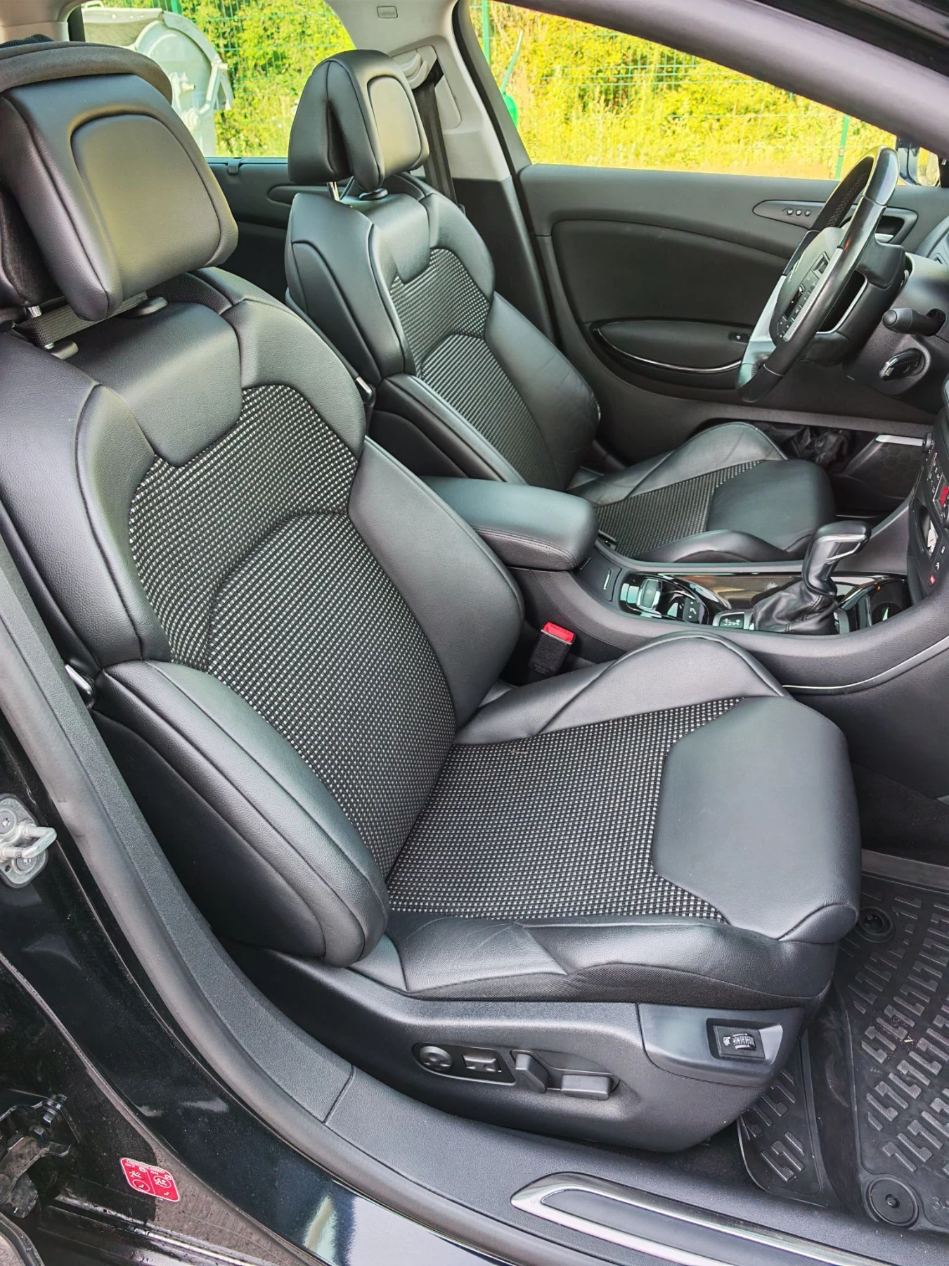 Citroen C5 * EXCLUSIVE * 2.0HDI 181ps * ��������� * ������ | Mobile.bg � ����������� 10