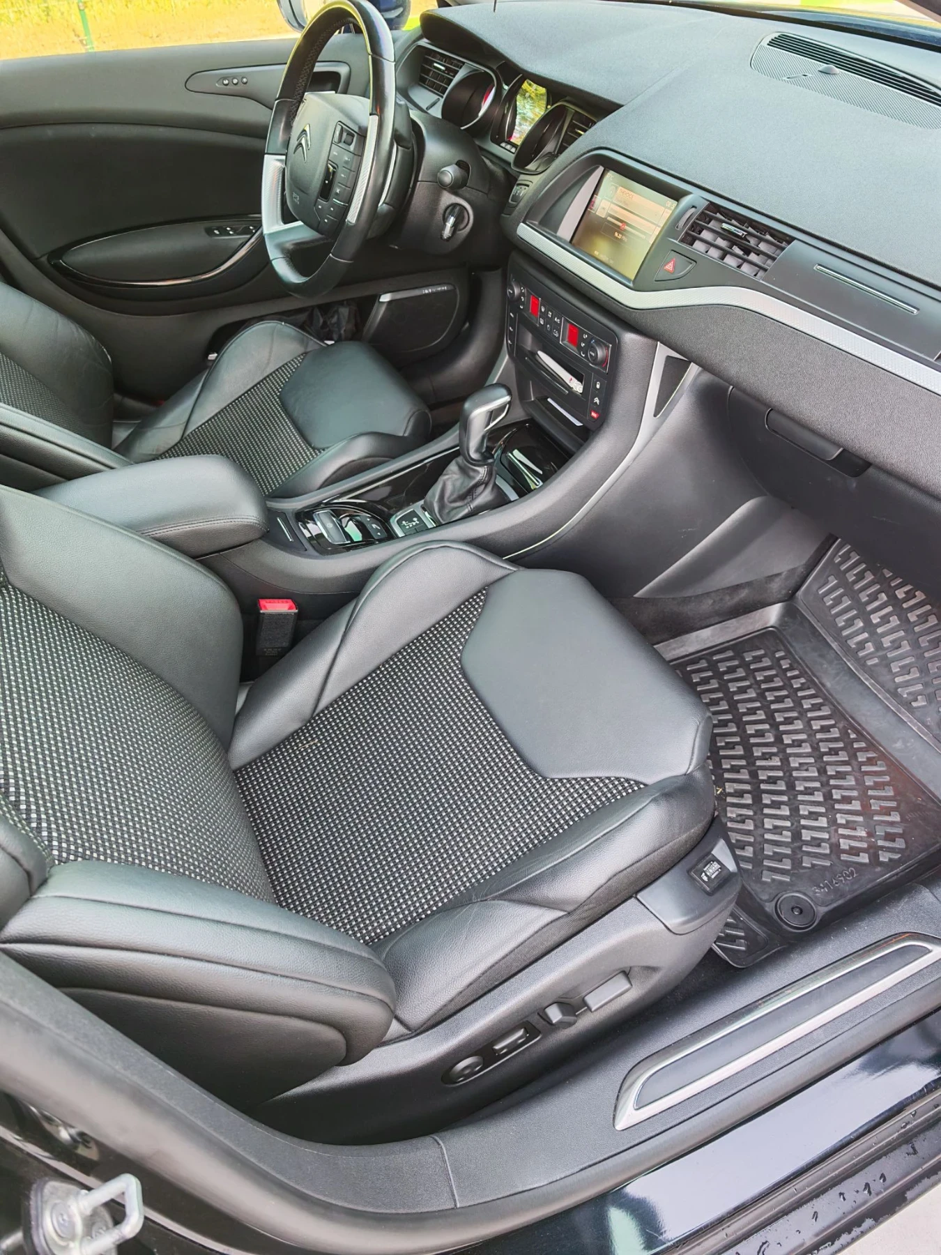 Citroen C5 * EXCLUSIVE * 2.0HDI 181ps * ��������� * ������ | Mobile.bg � ����������� 13