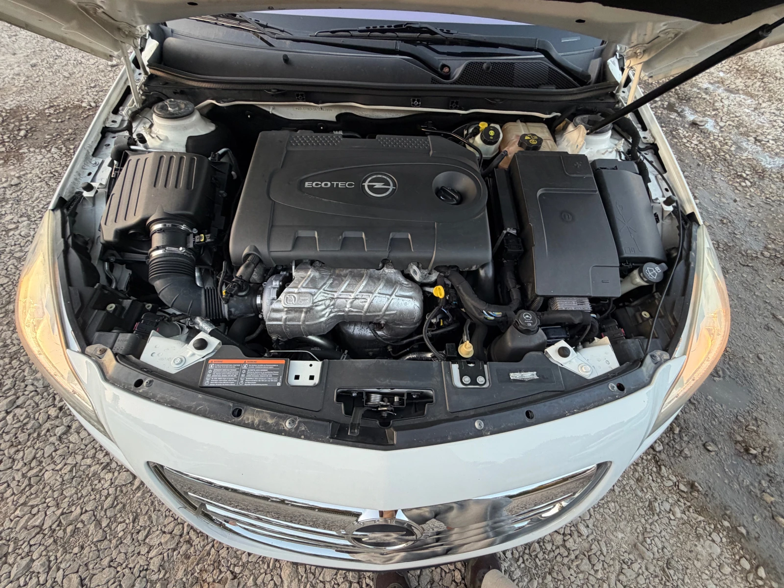 Opel Insignia 2.0DTI* AVTOMAT* EVRO5, снимка 14 - Автомобили и джипове - 55622417