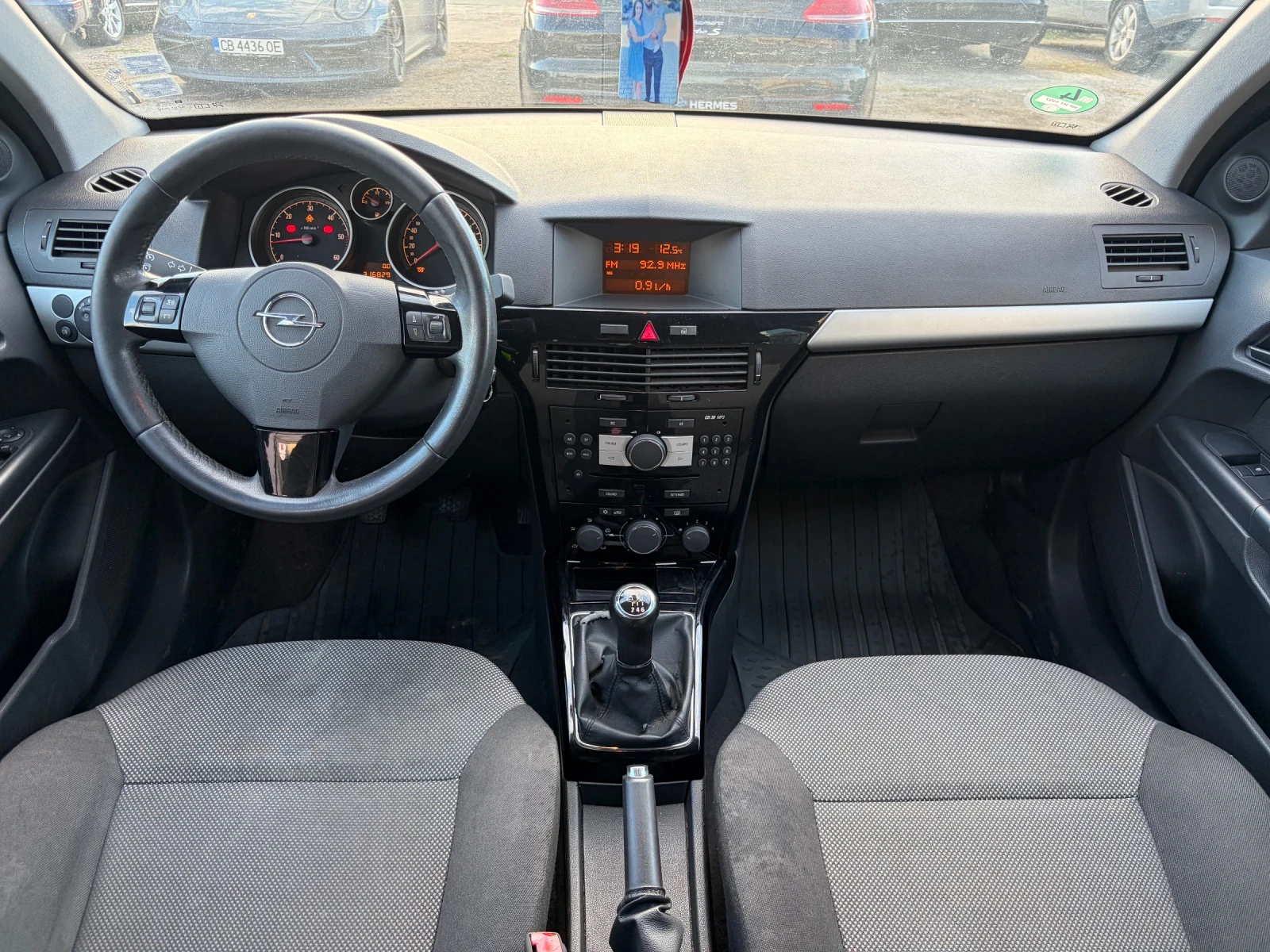 Opel Astra, снимка 9 - Автомобили и джипове - 56510423