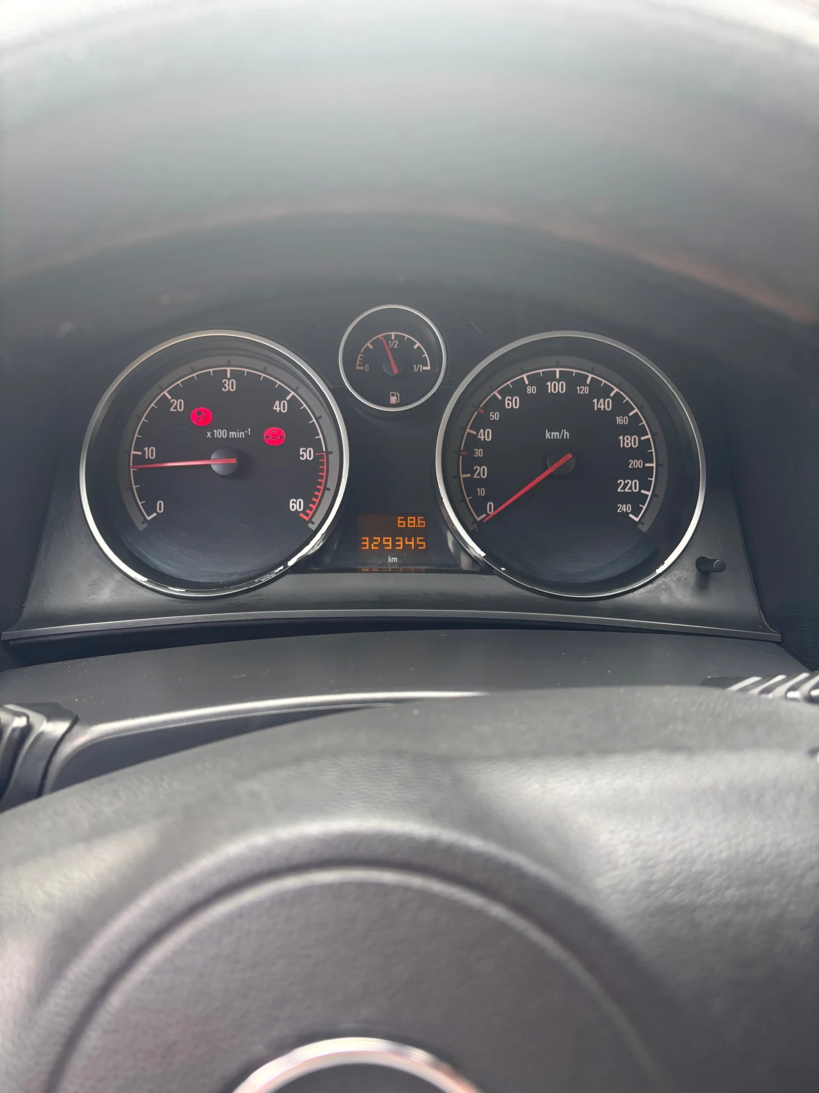 Opel Astra, снимка 5 - Автомобили и джипове - 56610091