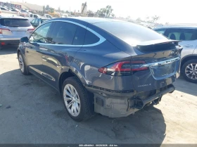 Tesla Model X 75D AWD, снимка 3