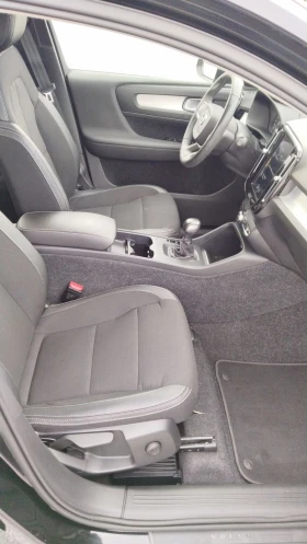 Volvo XC40 2.0D 150 .. D3 Business Plus | Mobile.bg    9