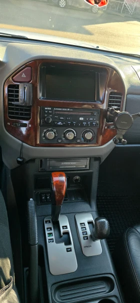 Mitsubishi Pajero - 5500 € / 10757.07 лв. - 42933929 8
