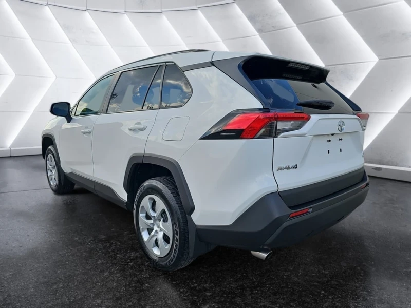 Toyota Rav4 * LE * CARFAX * ЦЕНА ДО БГ, снимка 10 - Автомобили и джипове - 53024969