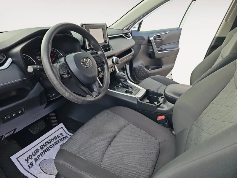 Toyota Rav4 * LE * CARFAX * ЦЕНА ДО БГ, снимка 5 - Автомобили и джипове - 53024969