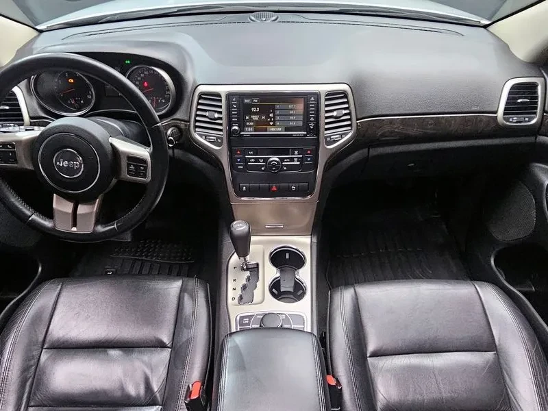 Jeep Cherokee 3.0 Diesel Overland Wk2, снимка 7 - Автомобили и джипове - 53943384