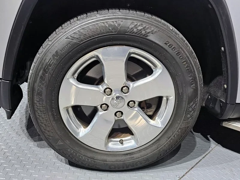 Jeep Cherokee 3.0 Diesel Overland Wk2, снимка 5 - Автомобили и джипове - 53943384