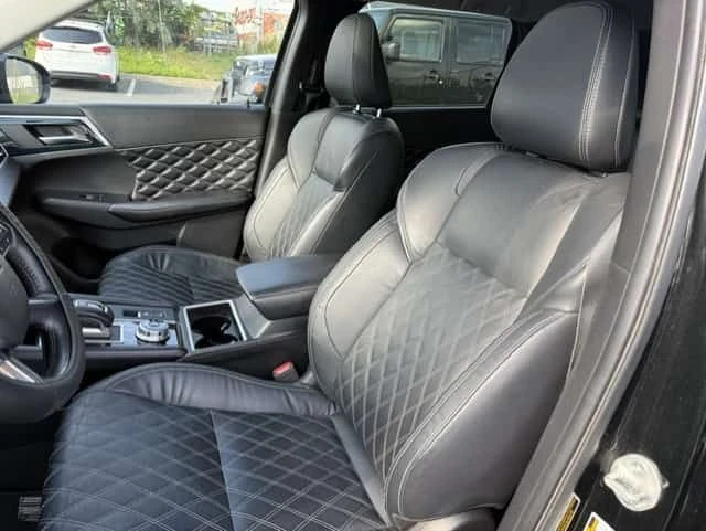 Mitsubishi Outlander * S AWC * ГЛАВНО ПРЕДСТАВИТЕЛСТВО НА VOLKSWAGEN* , снимка 16 - Автомобили и джипове - 55703476