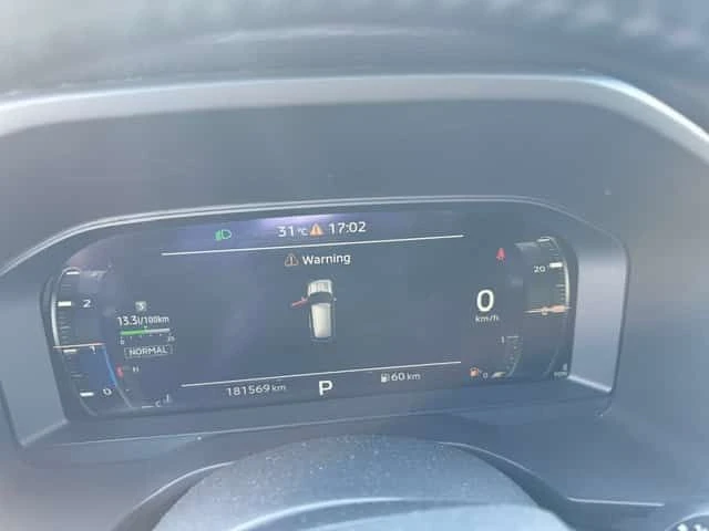 Mitsubishi Outlander * S AWC * ГЛАВНО ПРЕДСТАВИТЕЛСТВО НА VOLKSWAGEN* , снимка 8 - Автомобили и джипове - 55703476