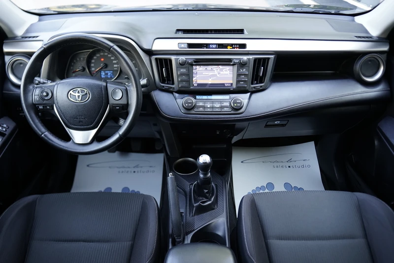 Toyota Rav4 2.2 D-4D Style 4 x 4, снимка 10 - Автомобили и джипове - 56128504