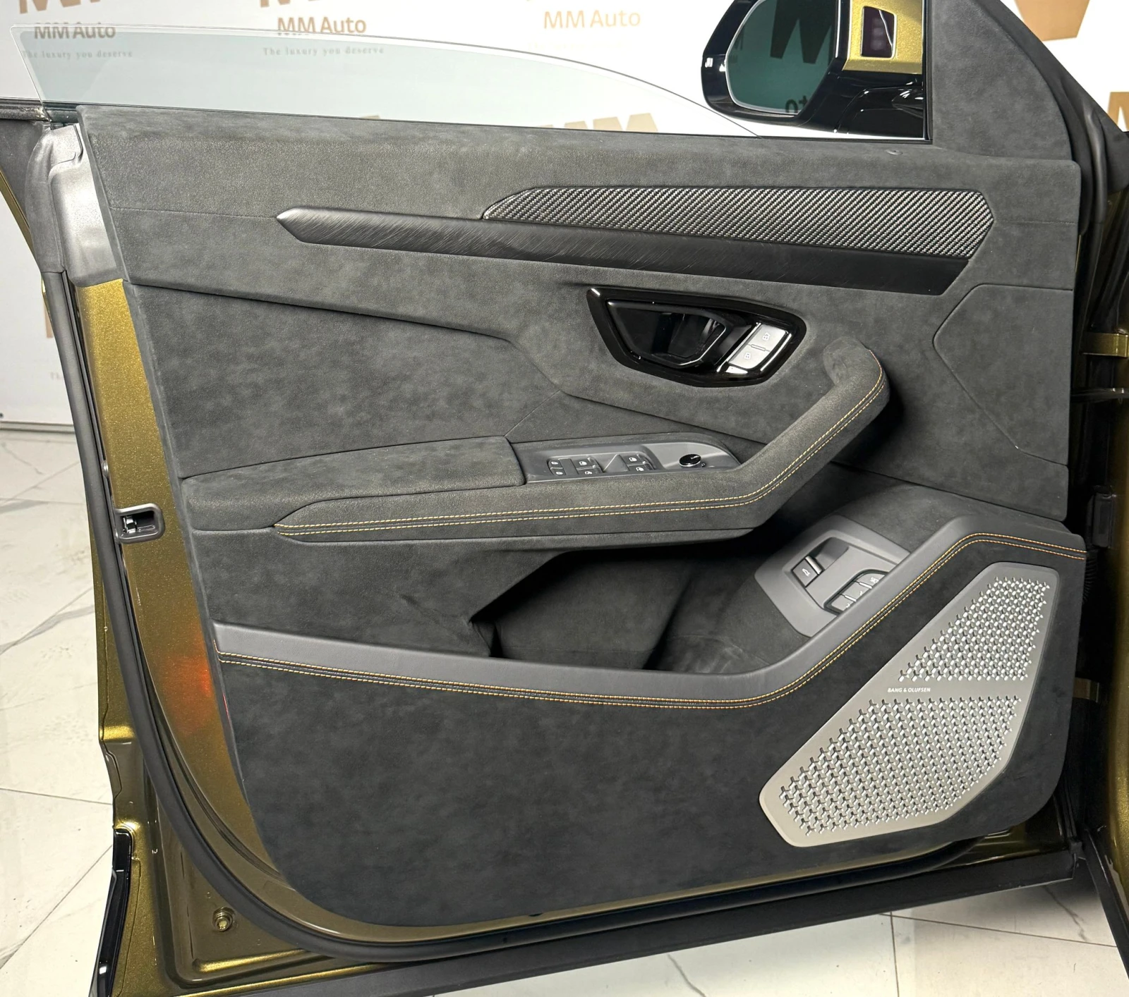 Lamborghini Urus Performane* Carbon* B&O* HuD* Pano* Ventilation* M - изображение 8