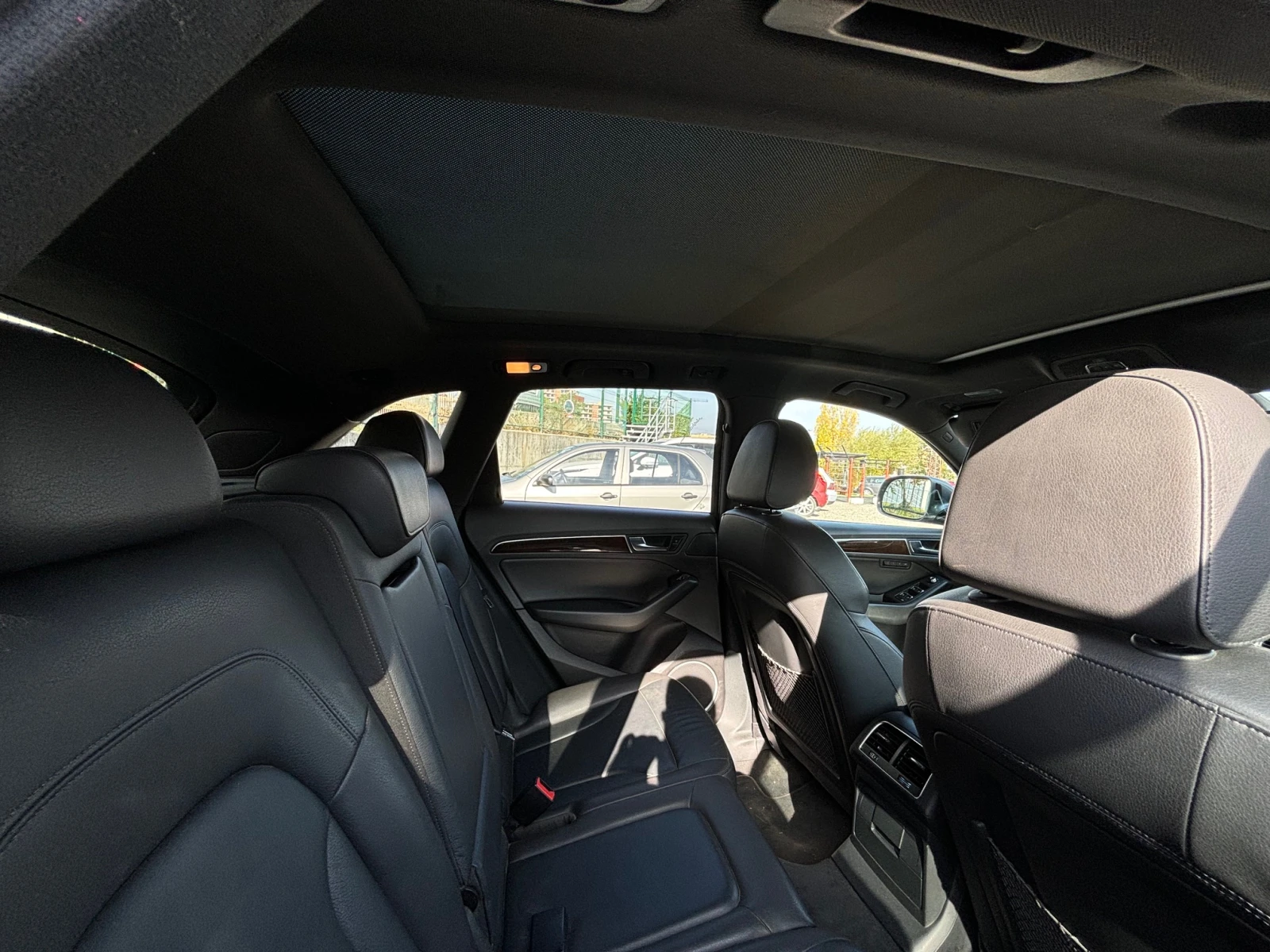 Audi Q5 Premium Plus S-line - изображение 9