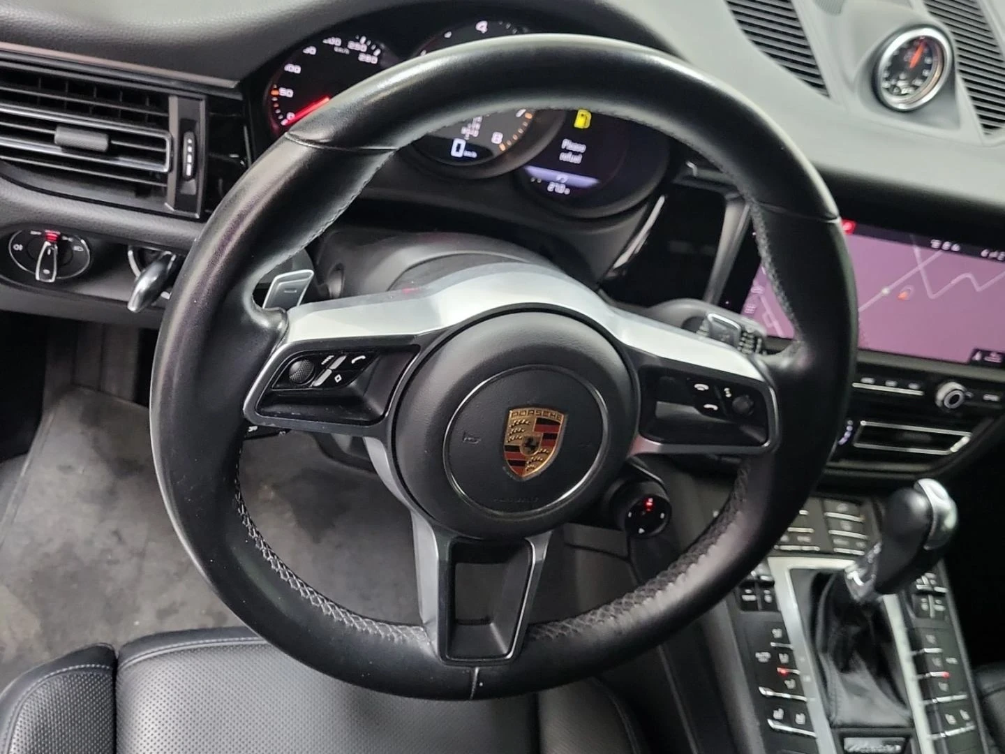 Porsche Macan Madam S* Подгрев* Обдух* Пано - изображение 7