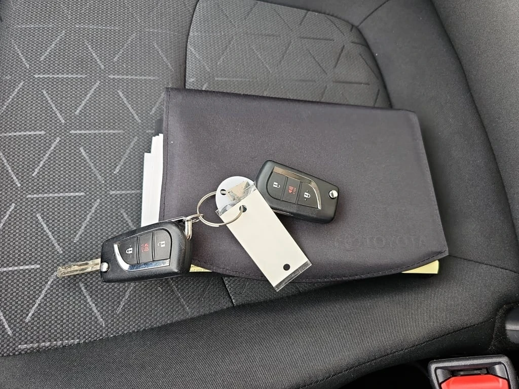 Toyota Rav4 * LE * CARFAX * ���� �� �� | Mobile.bg � ����������� 12