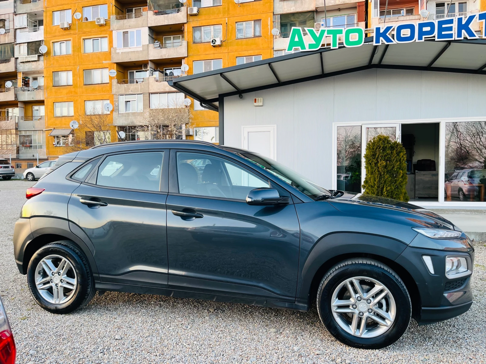 Hyundai Kona 1.6 CRDI , снимка 8 - Автомобили и джипове - 53854648