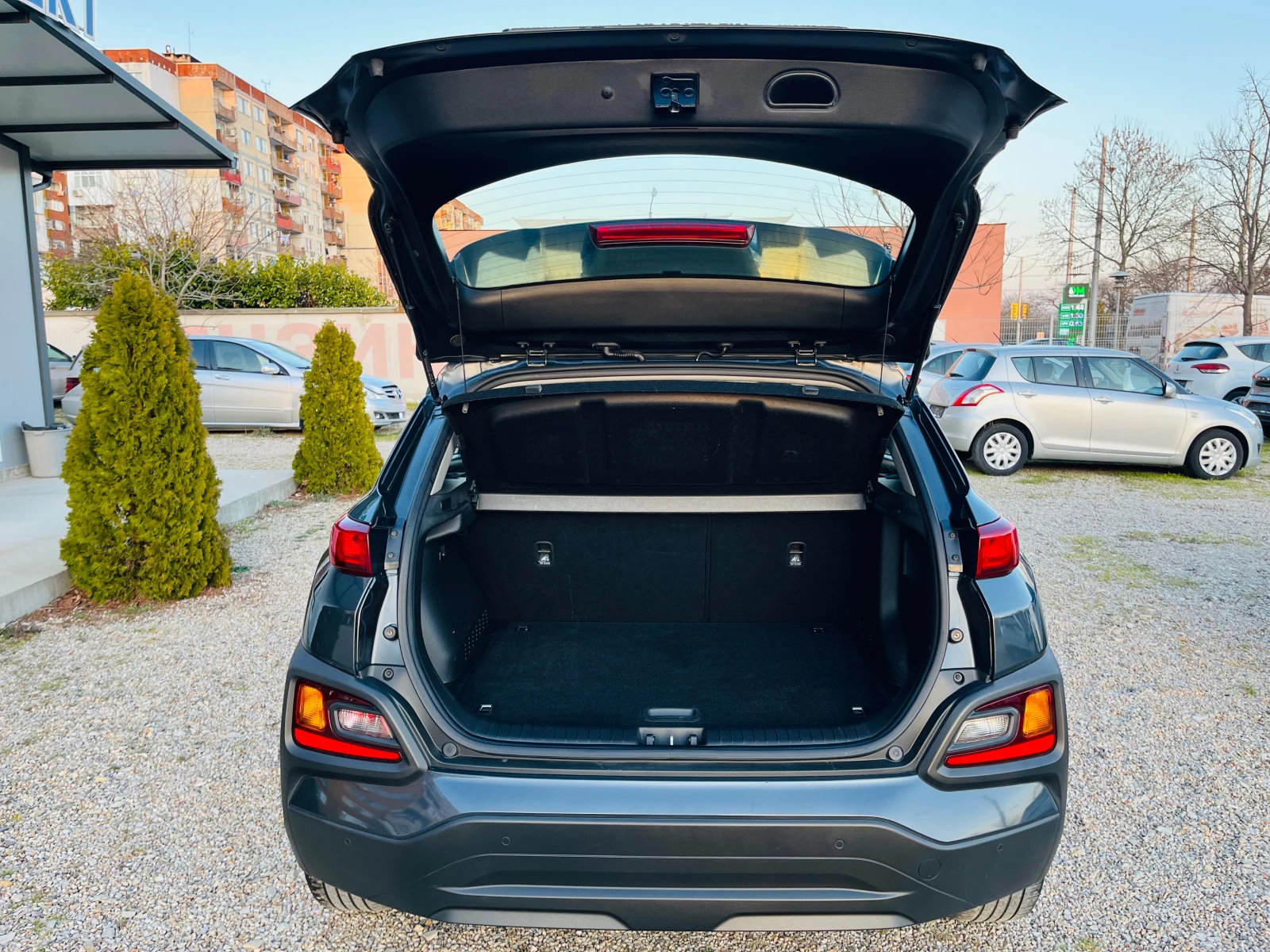 Hyundai Kona 1.6 CRDI , снимка 15 - Автомобили и джипове - 53854648