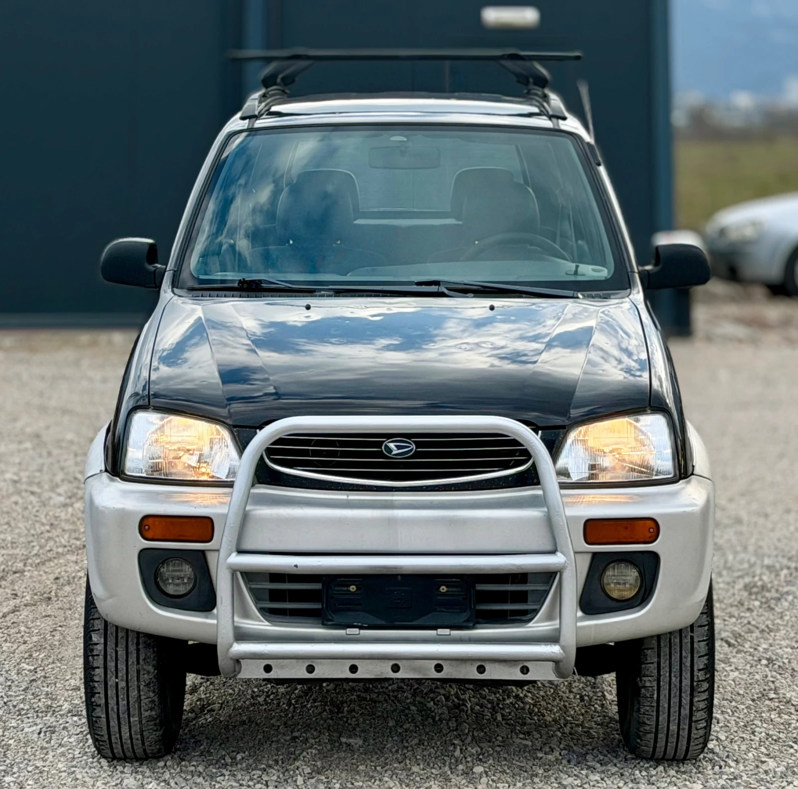 Daihatsu Terios 1.3i 83к.с * ИТАЛИЯ* * БЛОКАЖ* * КЛИМАТИК* , снимка 2 - Автомобили и джипове - 53977084