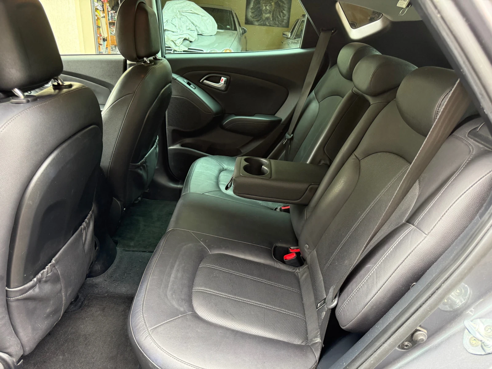 Hyundai IX35 2.0i 4X4 FACELIFT , снимка 7 - Автомобили и джипове - 54016721