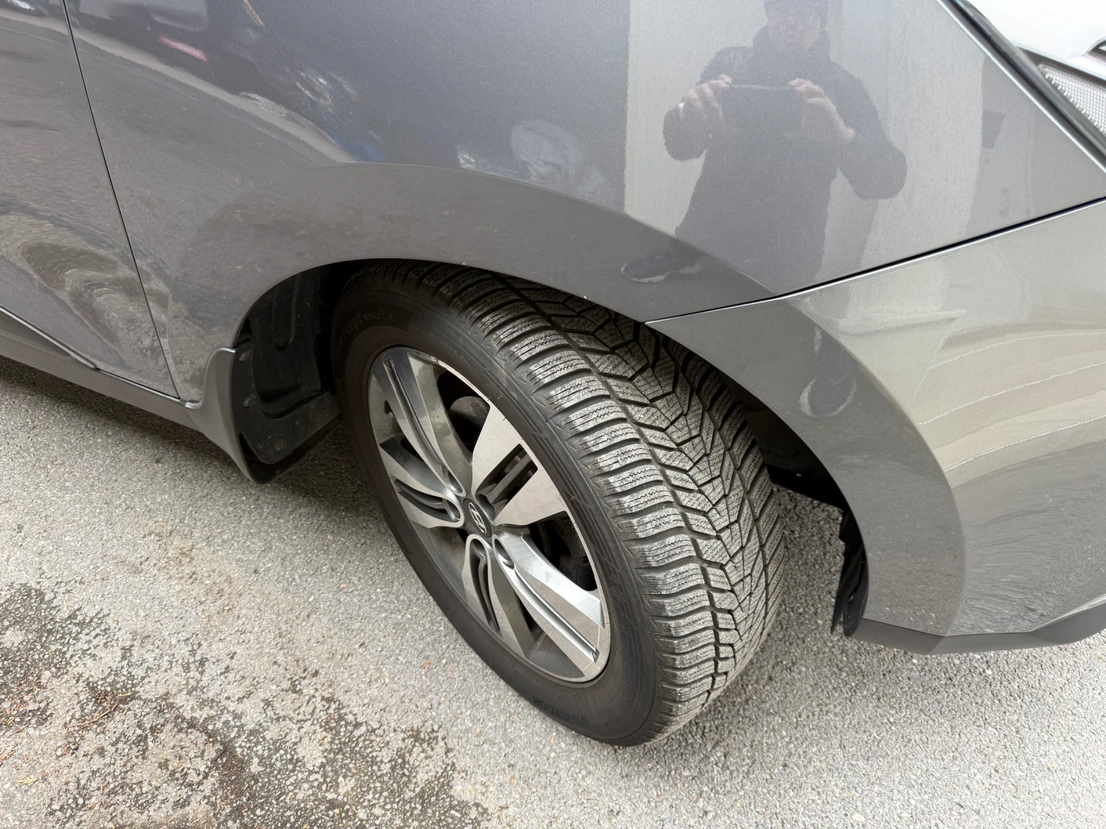 Hyundai IX35 2.0i 4X4 FACELIFT , снимка 17 - Автомобили и джипове - 54016721