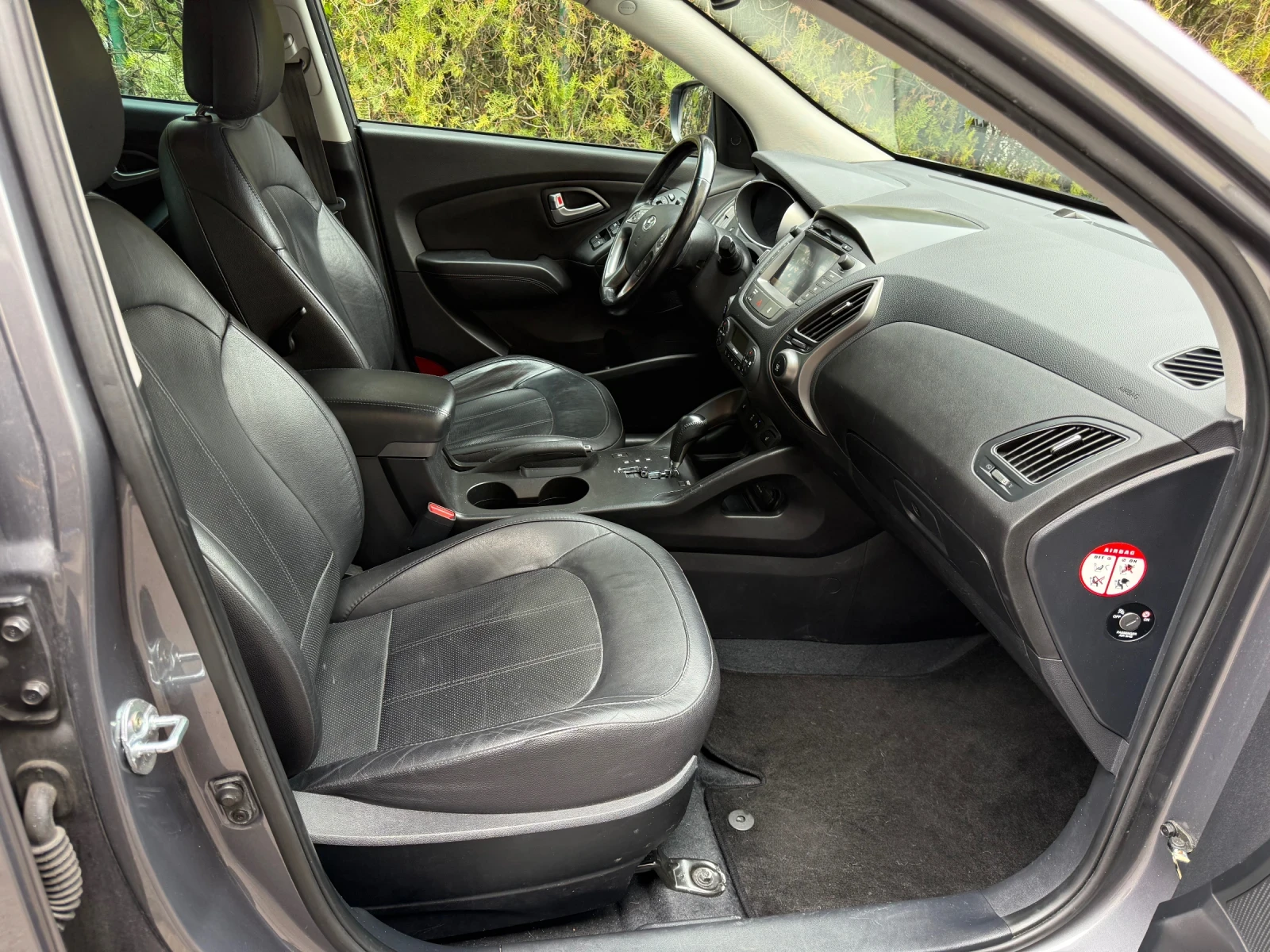 Hyundai IX35 2.0i 4X4 FACELIFT , снимка 5 - Автомобили и джипове - 54016721