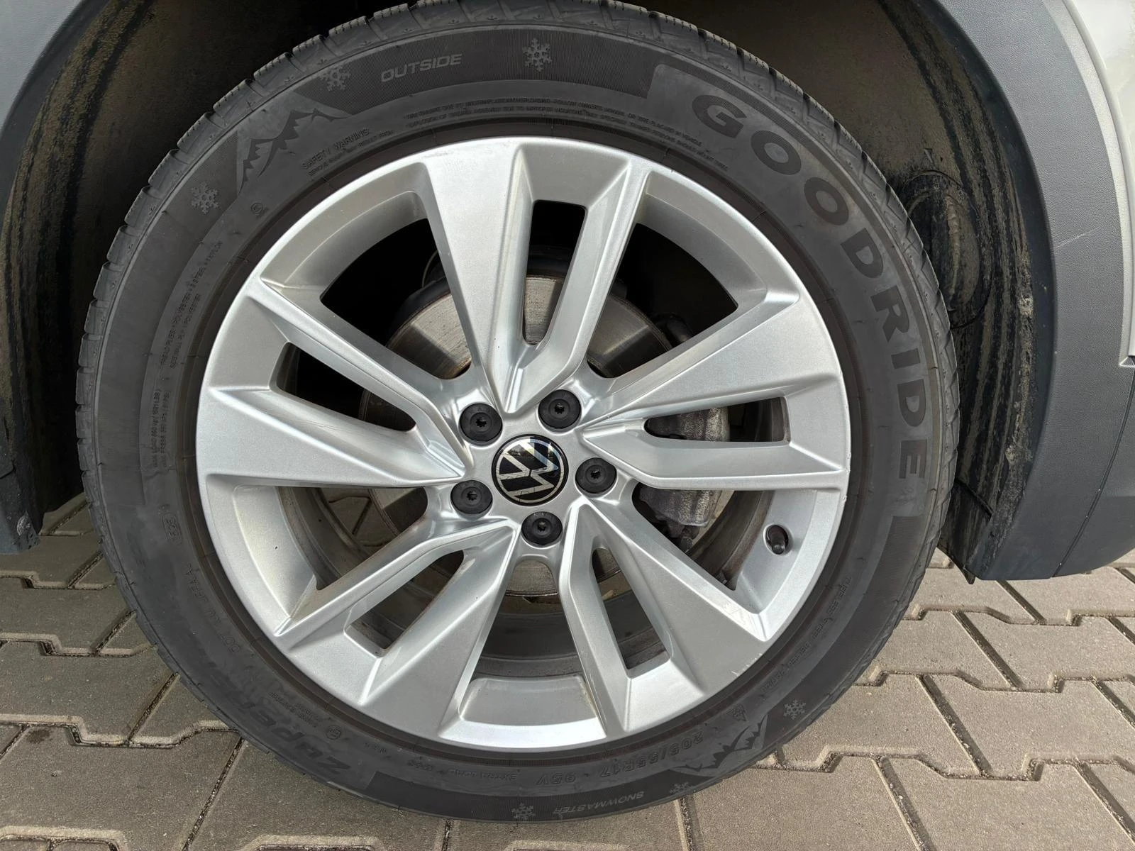 VW T-Cross Life, снимка 11 - Автомобили и джипове - 54345048