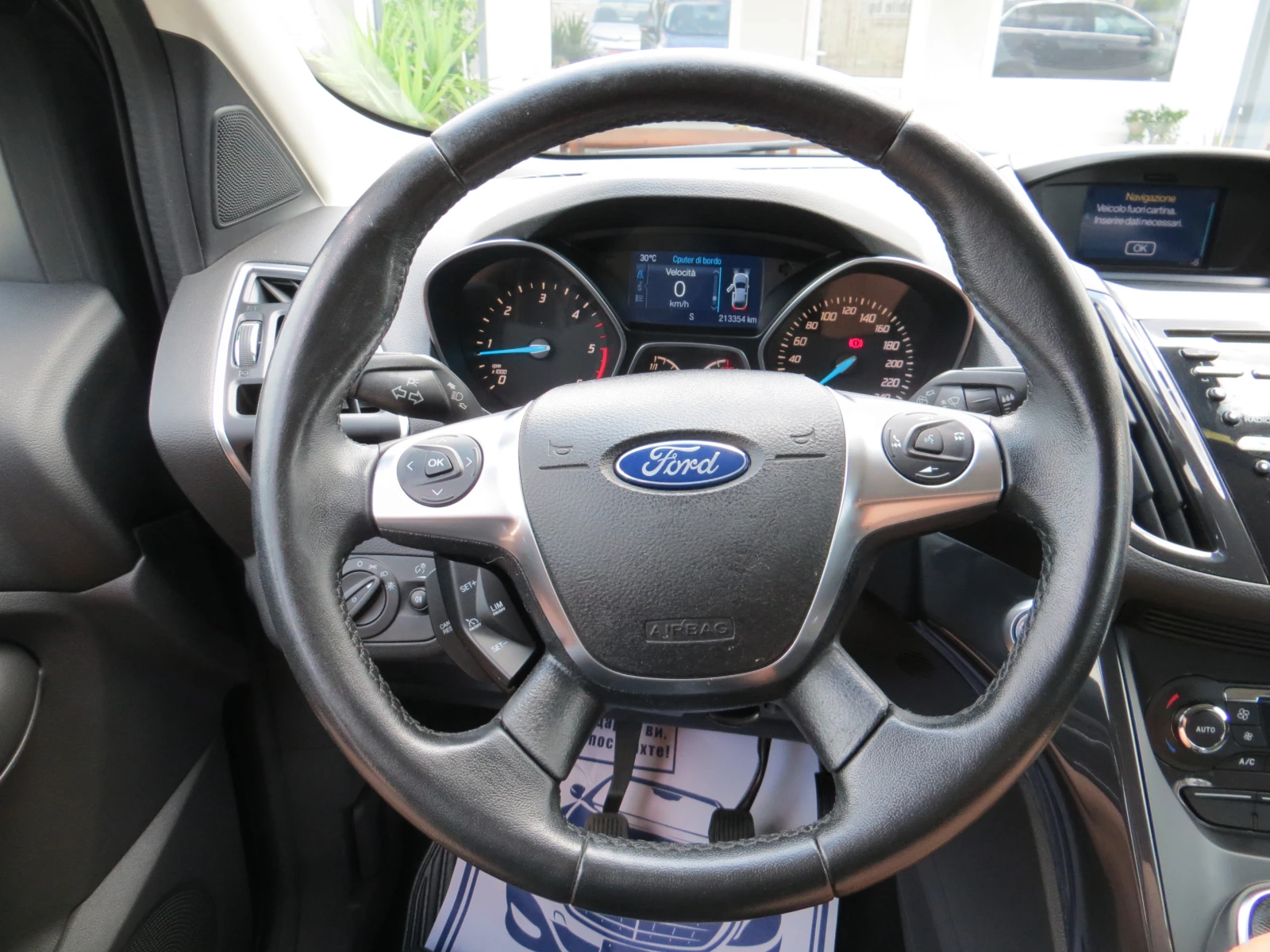 Ford Kuga 2.0TDCI-Titanium-Камера-Сервизна история!!, снимка 11 - Автомобили и джипове - 55592849
