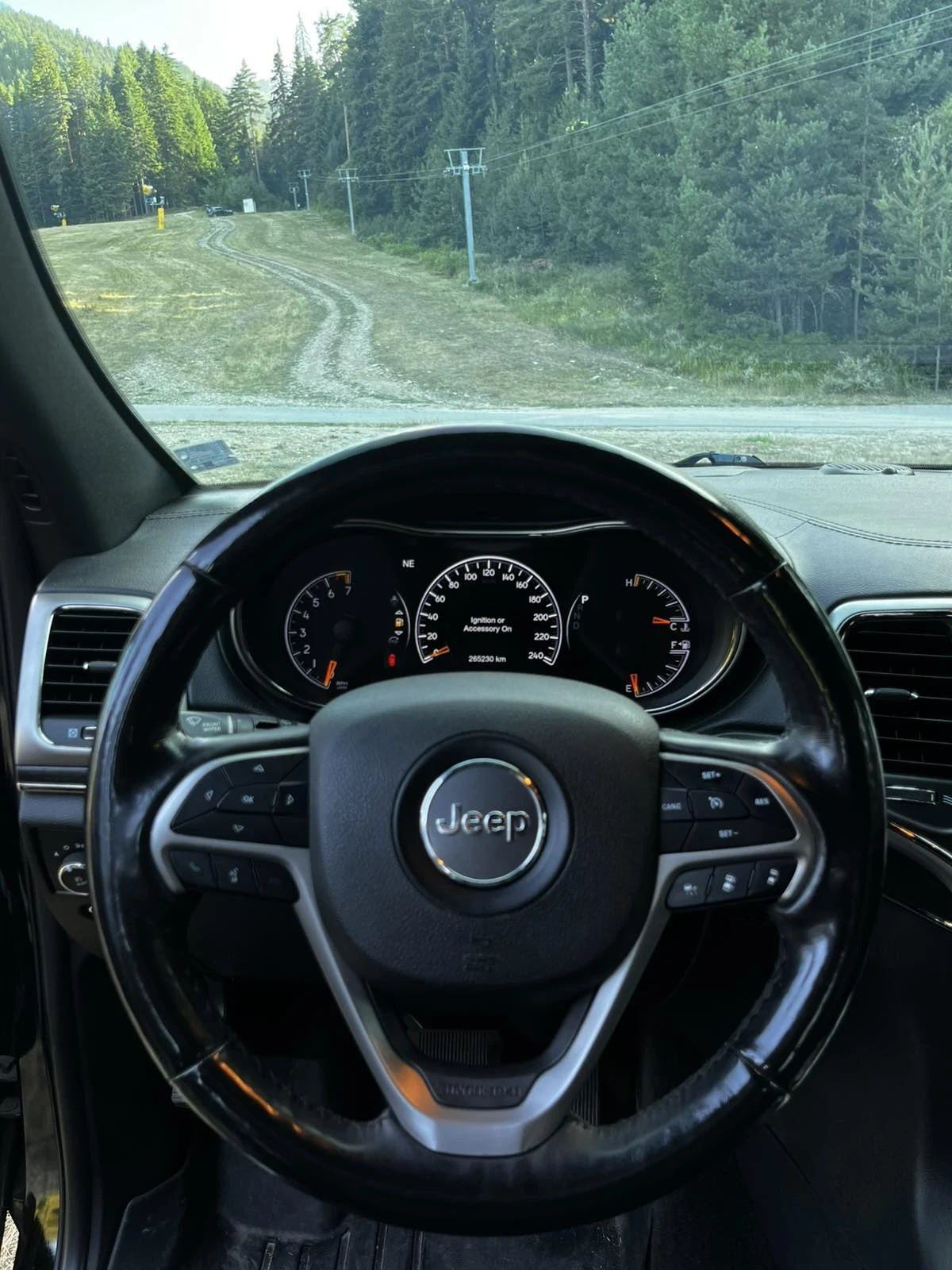 Jeep Grand cherokee, снимка 15 - Автомобили и джипове - 55753735