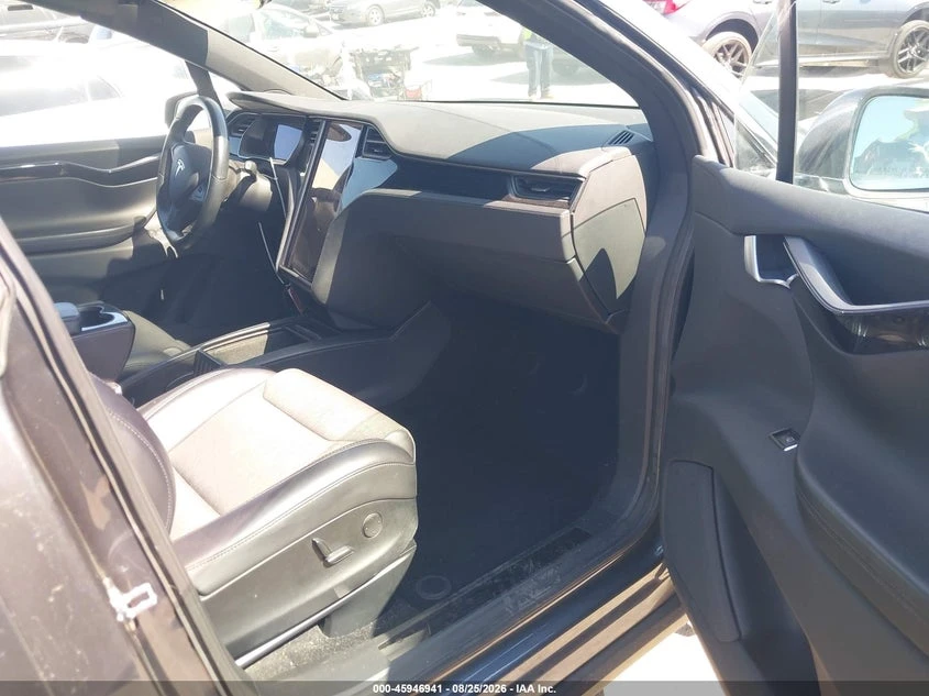 Tesla Model X 75D AWD, снимка 5 - Автомобили и джипове - 55893535