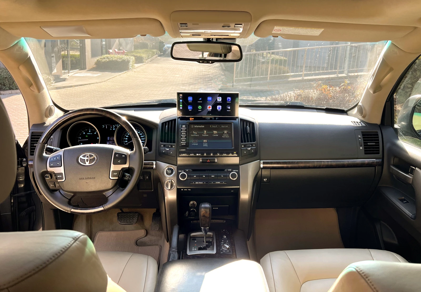 Toyota Land cruiser 200 / 4.5 / V8 / ВСИЧКИ ЕКСТРИ, снимка 10 - Автомобили и джипове - 55952926