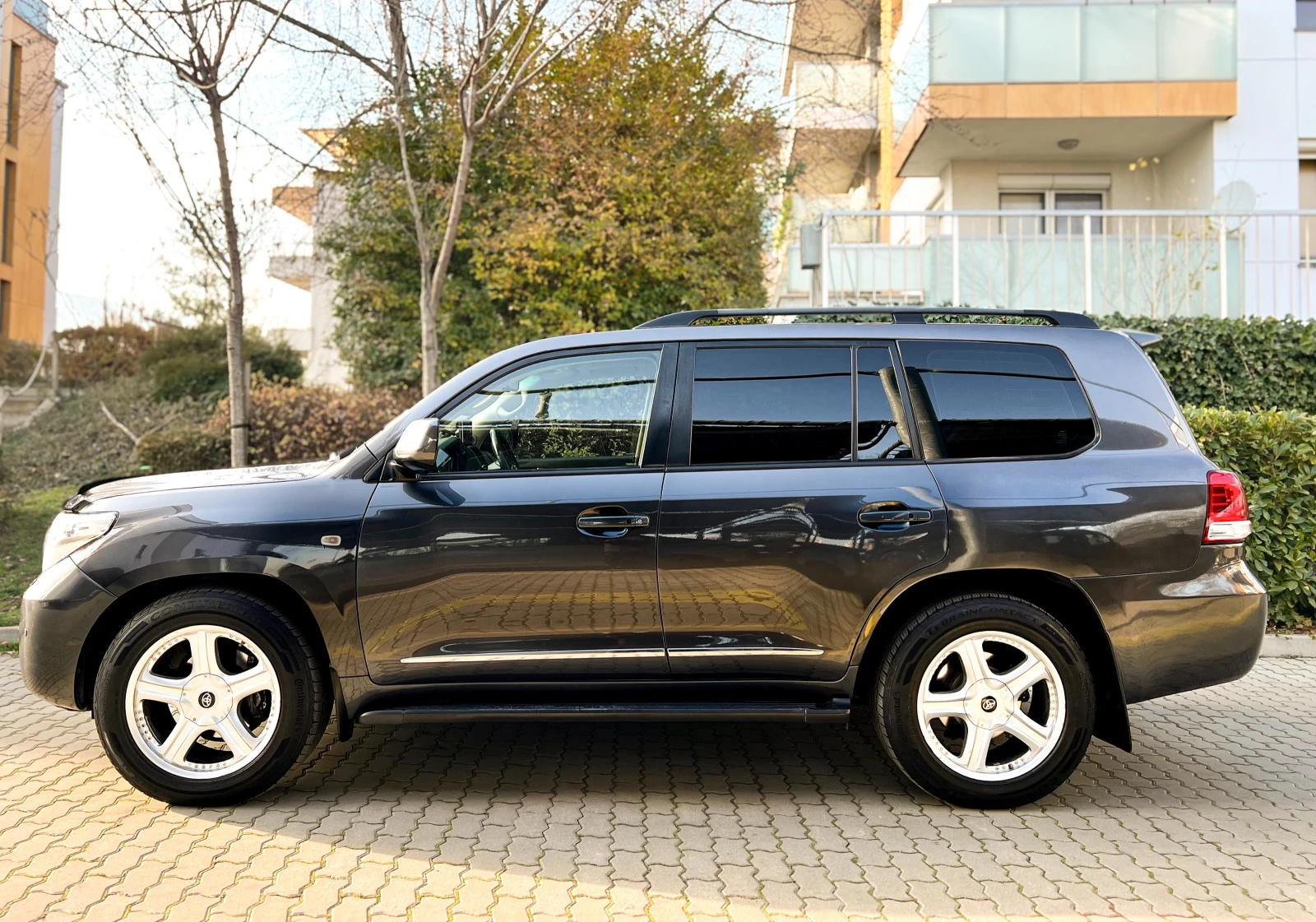 Toyota Land cruiser 200 / 4.5 / V8 / ВСИЧКИ ЕКСТРИ, снимка 3 - Автомобили и джипове - 55952926
