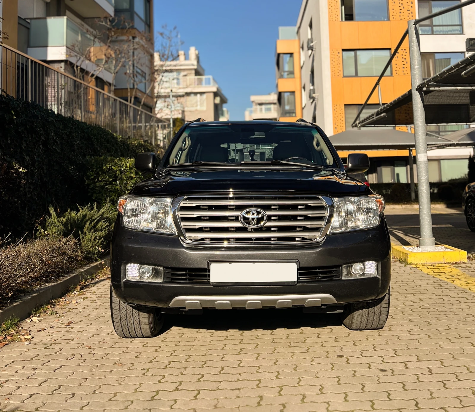 Toyota Land cruiser 200 / 4.5 / V8 / ВСИЧКИ ЕКСТРИ, снимка 2 - Автомобили и джипове - 55952926