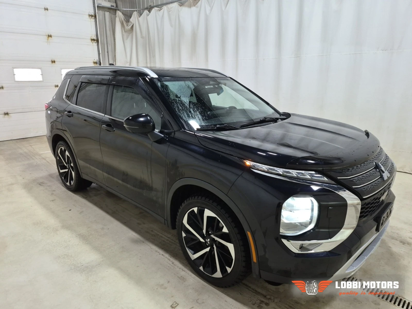 Mitsubishi Outlander, снимка 2 - Автомобили и джипове - 55955187