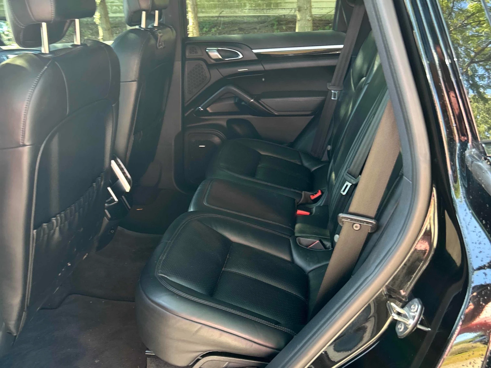 Porsche Cayenne * AWD * CARFAX * ОПЦИЯ ЗА ФИНАНСИРАНЕ * , снимка 11 - Автомобили и джипове - 56067767