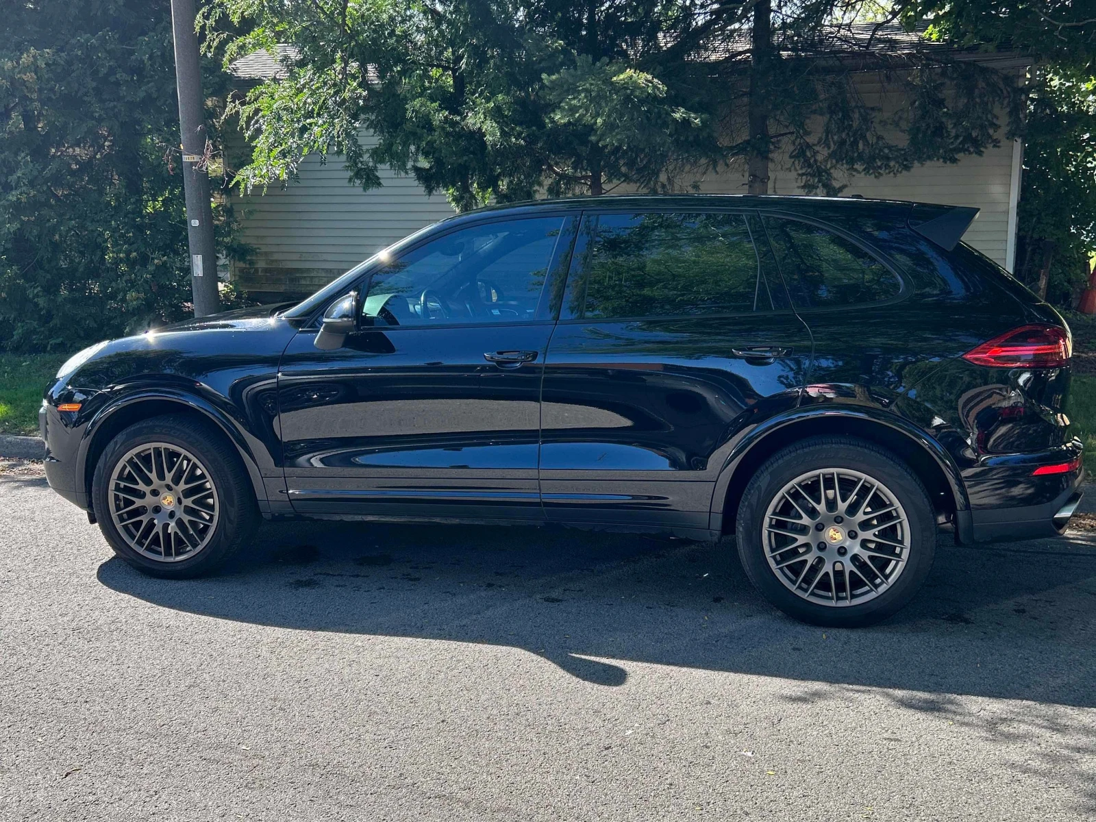 Porsche Cayenne * AWD * CARFAX * ОПЦИЯ ЗА ФИНАНСИРАНЕ * , снимка 2 - Автомобили и джипове - 56067767