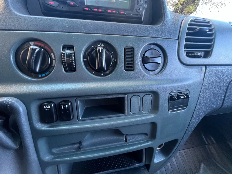 Mercedes-Benz Sprinter 413, снимка 11 - Бусове и автобуси - 52254418