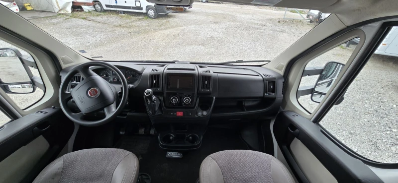 Кемпер Carado A461, снимка 5 - Каравани и кемпери - 52638889