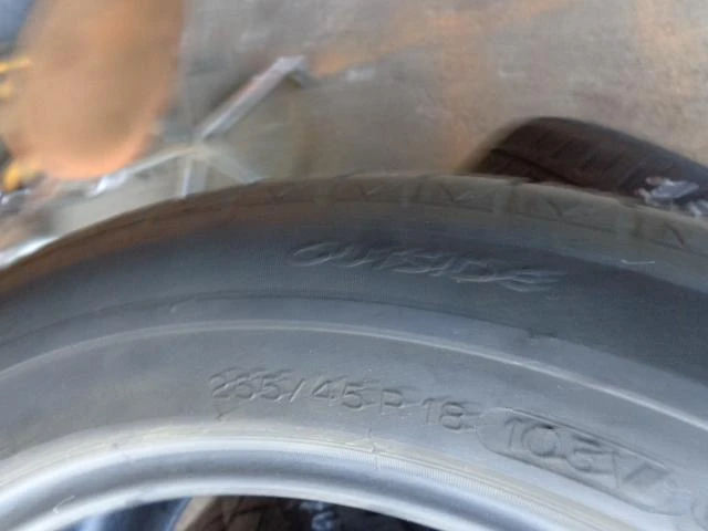 Гуми Зимни 255/45R18, снимка 7 - Гуми и джанти - 19290969