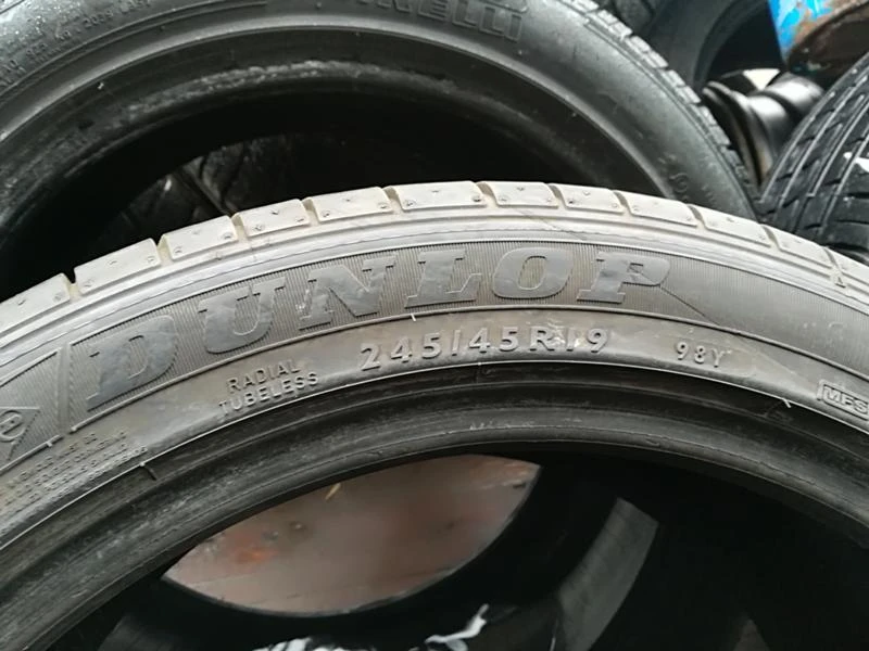 Гуми Летни 245/45R19, снимка 4 - Гуми и джанти - 20890267