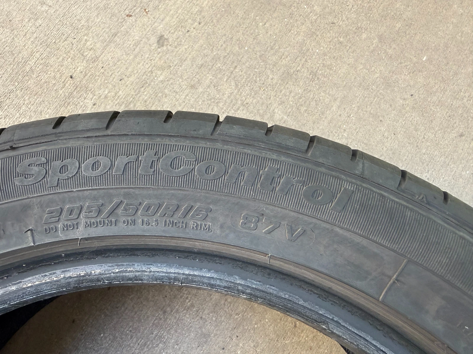 Гуми Летни 205/50R16, снимка 6 - Гуми и джанти - 54444392